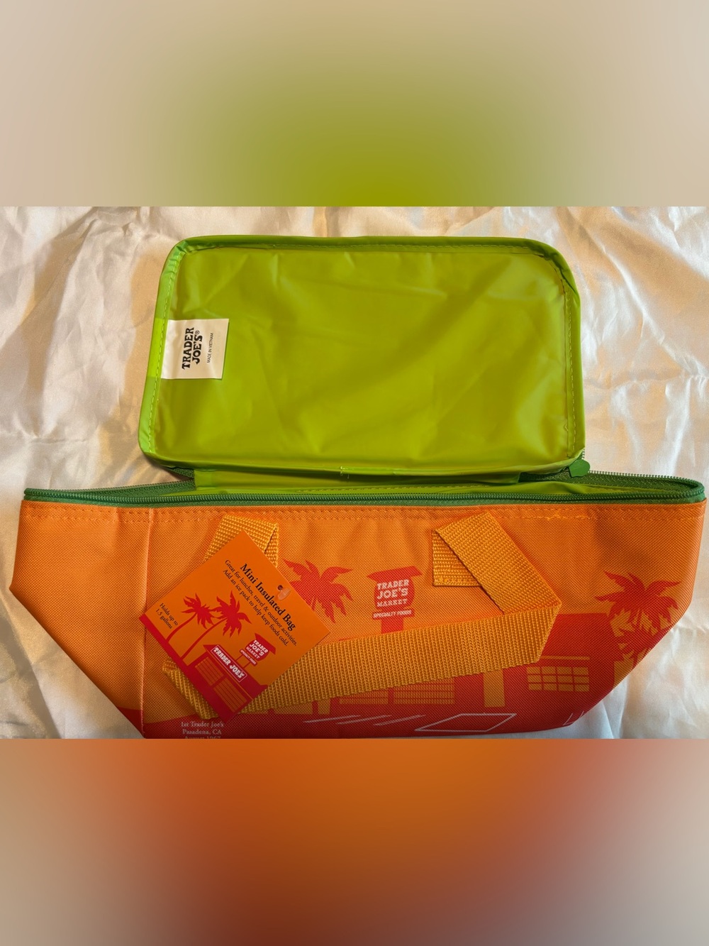 Trader Joe's Orange & Green Insulated Lunch Tote